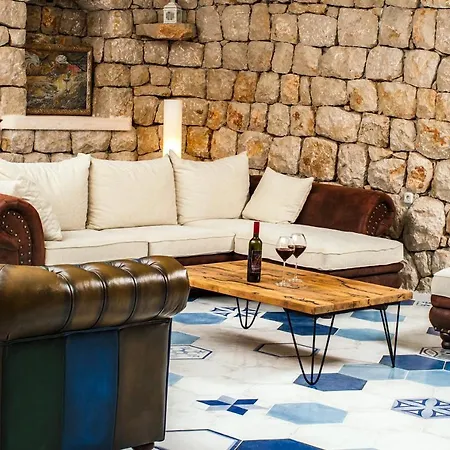 Vila G., Relaxing And Unique Nest Of Enjoyment Imotski