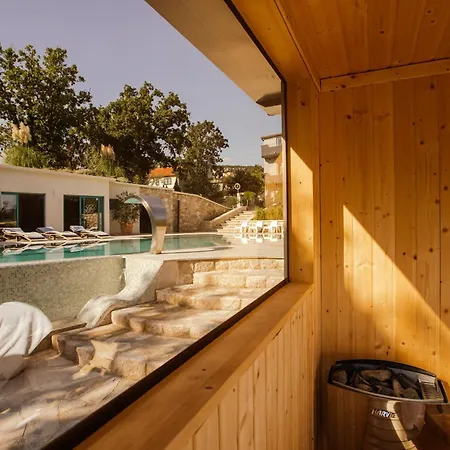 G., Relaxing And Unique Nest Of Enjoyment Villa Imotski